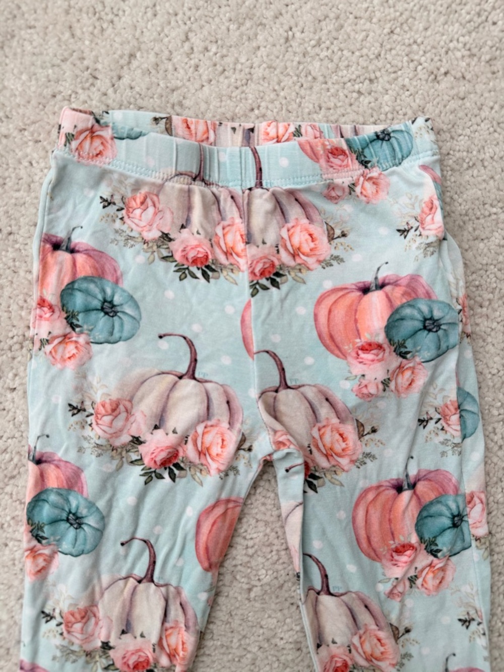 Posh Peanut Jackie Print Long Sleeve Pajama Set - Picture 11 of 15